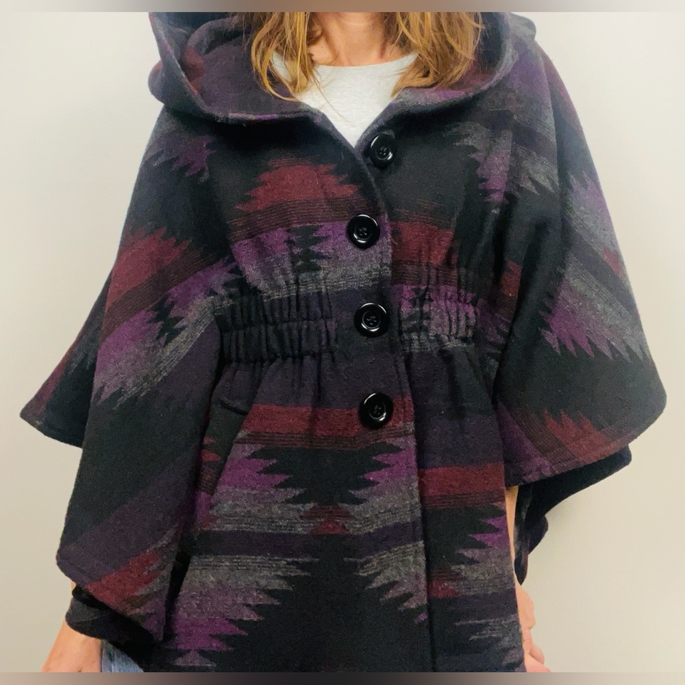Steve Madden Poncho-Style Jacket – Southwest Geometric Hooded Cape, Size M - Picture 2 of 13
